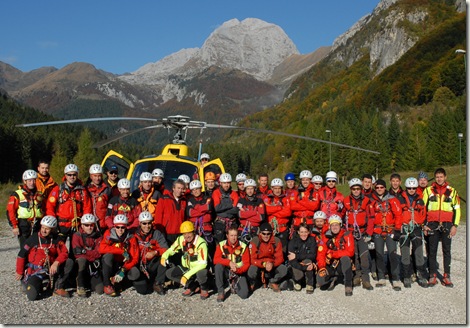 I volontari della stazione di Forni Avoltri